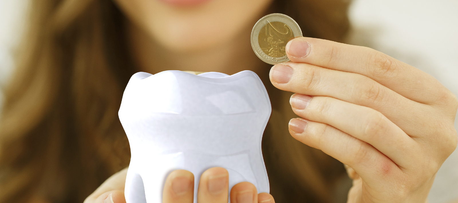 FACTORES DETERMINANTES EN EL PRECIO DE LA ORTODONCIA INVISIBLE